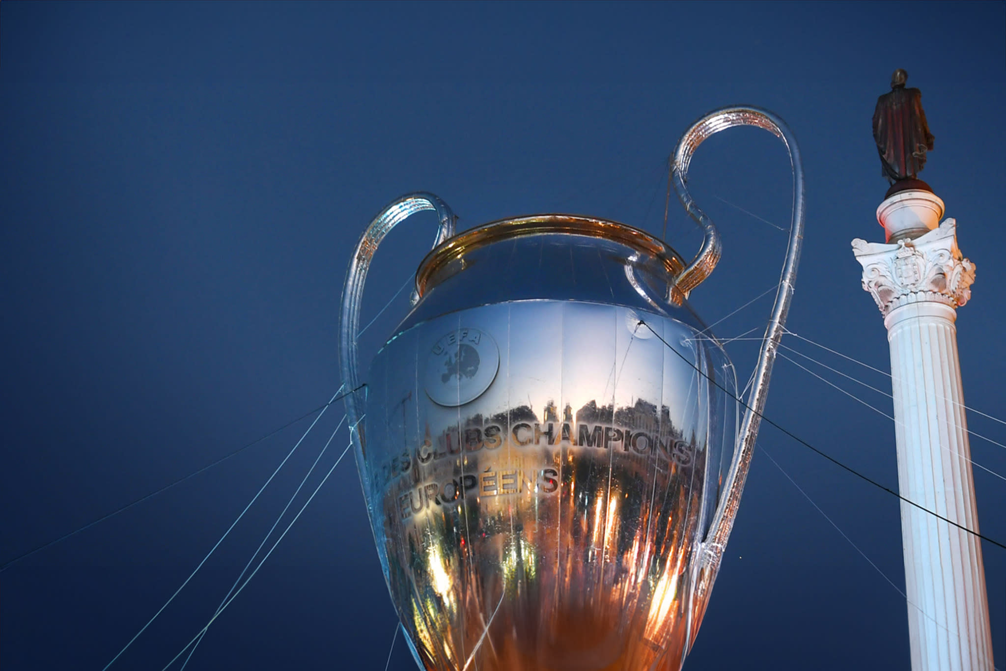 Pokalen i UEFA Champions League är mycket åtråvärd för Europas storklubbar. 